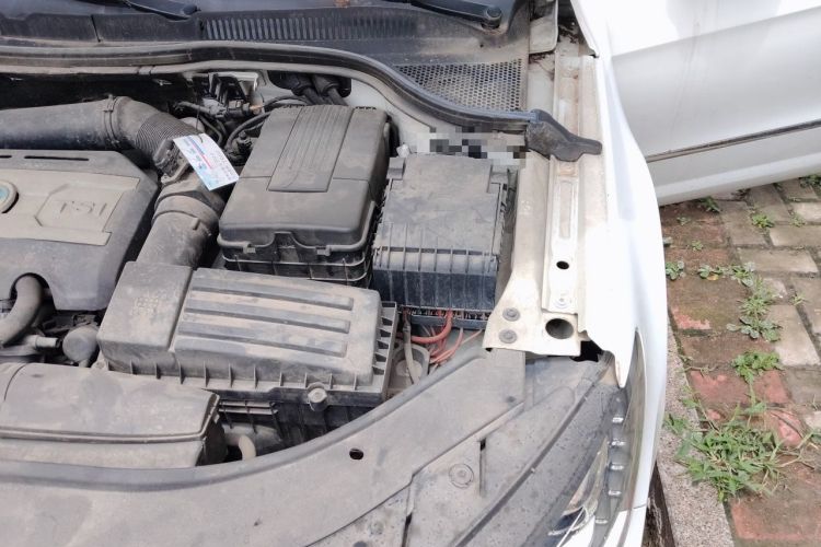 Used Volkswagen FAW-Volkswagen CC 2015 1.8TSI Prestige Model Engine Bay Left