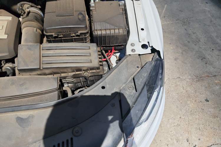 Used Volkswagen FAW-Volkswagen CC 2015 1.8TSI Luxury Model Engine Bay Left