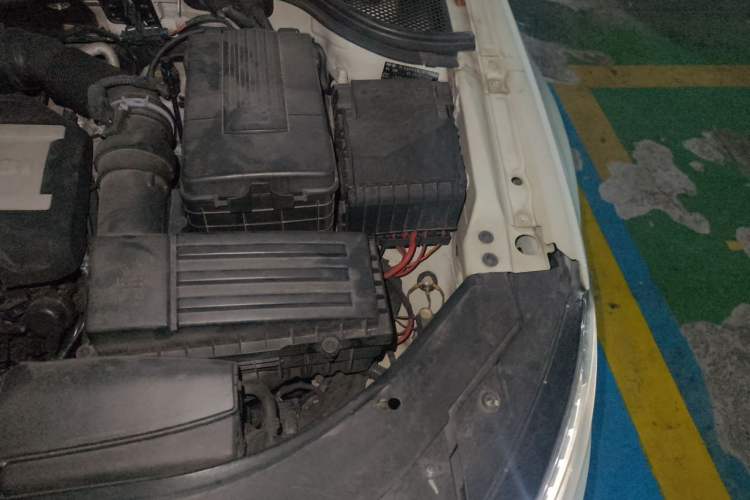 Used Volkswagen FAW-Volkswagen CC 2015 2.0 TSI Ultimate Model Engine Bay Left