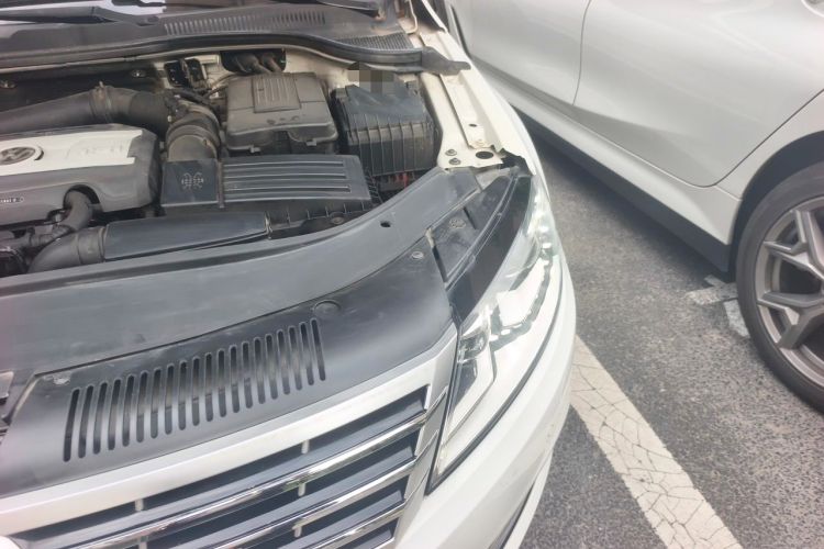 Used Volkswagen FAW-Volkswagen CC 2015 2.0 TSI Ultimate Model Engine Bay Left