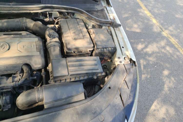 Used Volkswagen FAW-Volkswagen CC 2015 2.0 TSI Ultimate Model Engine Bay Left
