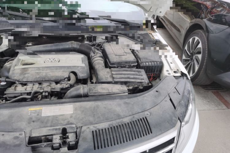 Used Volkswagen FAW-Volkswagen CC 2015 1.8TSI Luxury Model Engine Bay Left