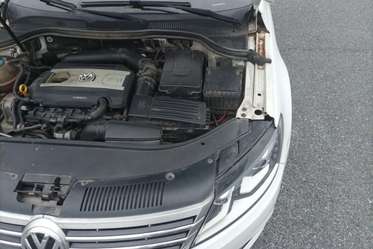 Used Volkswagen FAW-Volkswagen CC 2015 2.0 TSI Luxury Model Engine Bay Left
