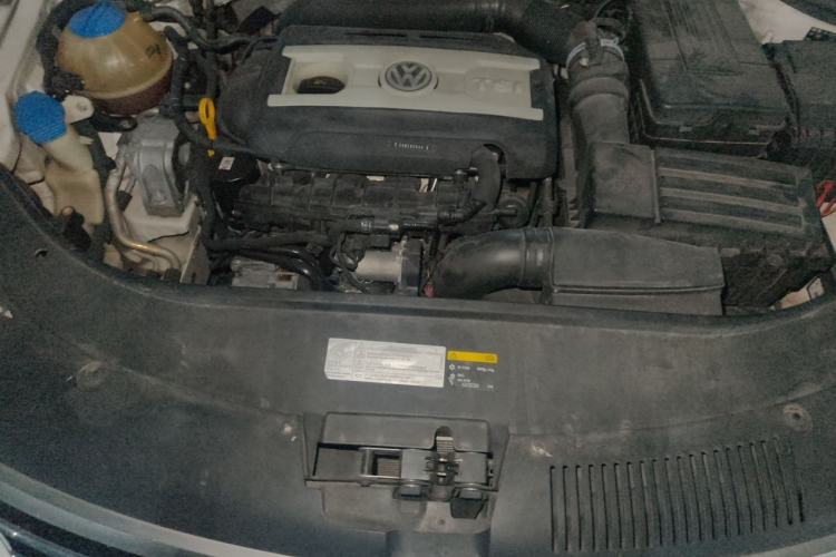 Used Volkswagen FAW-Volkswagen CC 2015 2.0 TSI Ultimate Model Engine Bay