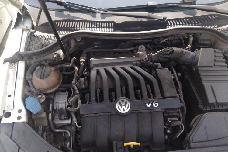 Used Volkswagen FAW-Volkswagen CC 2015 3.0 FSI V6 Engine Bay Right