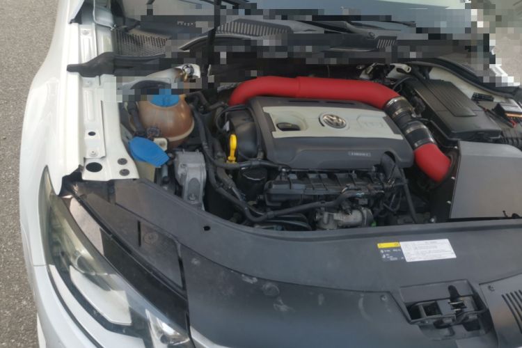 Used Volkswagen FAW-Volkswagen CC 2015 2.0 TSI Luxury Model Engine Bay Right