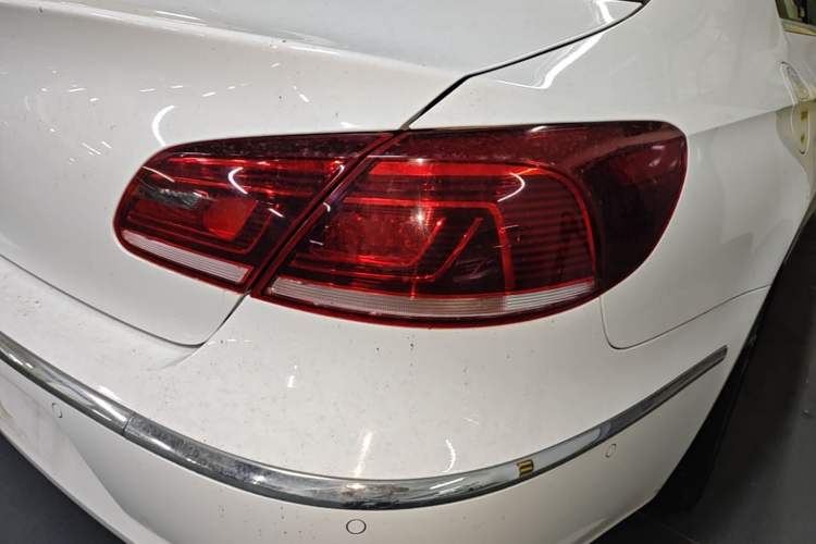 Used Volkswagen FAW-Volkswagen CC 2015 1.8TSI Luxury Model Exterior 3