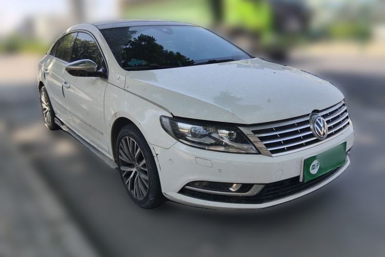 Used Volkswagen FAW-Volkswagen CC 2015 2.0 TSI Ultimate Model Front Right 45 Deg