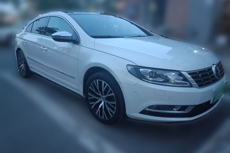 Used Volkswagen FAW-Volkswagen CC 2015 1.8TSI Luxury Model Front Right 45 Deg