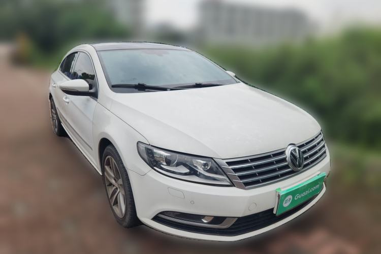 Used Volkswagen FAW-Volkswagen CC 2015 1.8TSI Luxury Model Front Right 45 Deg
