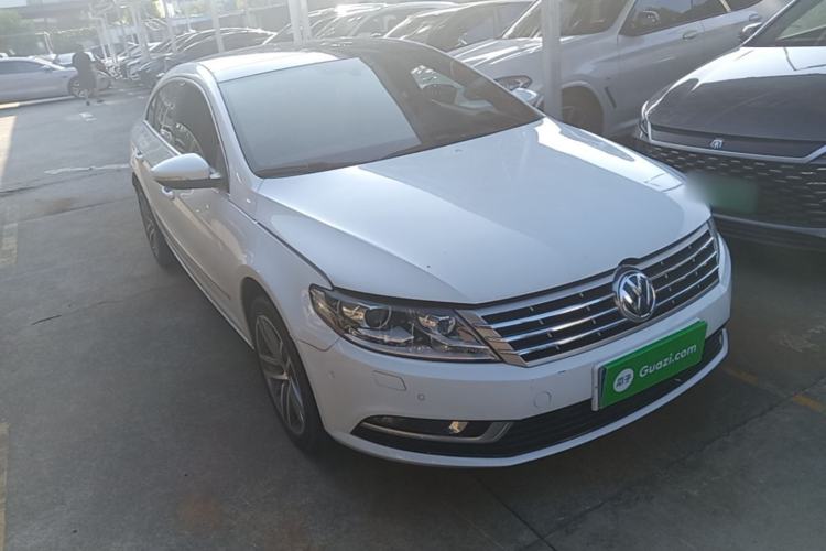 Used Volkswagen FAW-Volkswagen CC 2015 2.0 TSI Luxury Model Front Right 45 Deg
