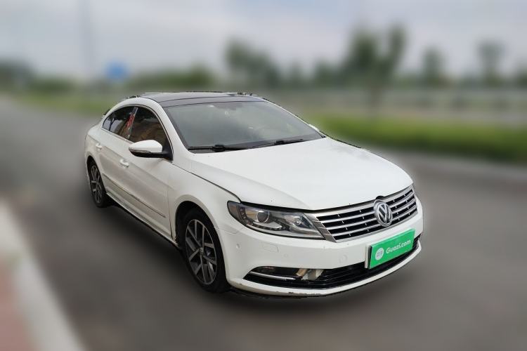 Used Volkswagen FAW-Volkswagen CC 2015 1.8TSI Luxury Model Front Right 45 Deg