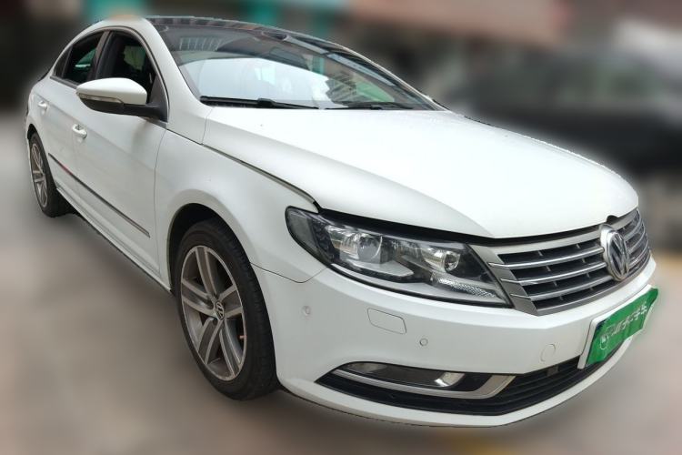 Used Volkswagen FAW-Volkswagen CC 2015 1.8TSI Luxury Model Front Right 45 Deg