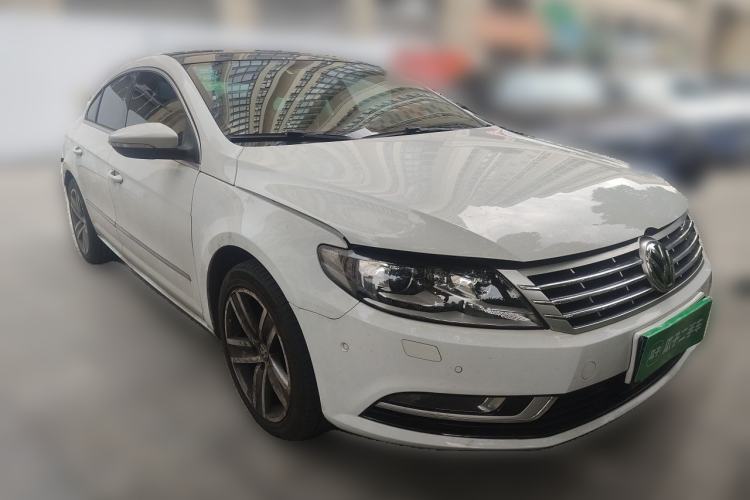 Used Volkswagen FAW-Volkswagen CC 2015 1.8TSI Luxury Model Front Right 45 Deg
