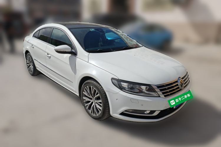 Used Volkswagen FAW-Volkswagen CC 2015 2.0 TSI Ultimate Model Front Right 45 Deg