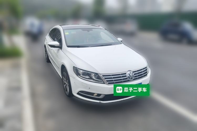 Used Volkswagen FAW-Volkswagen CC 2015 2.0 TSI Luxury Model Front Right 45 Deg