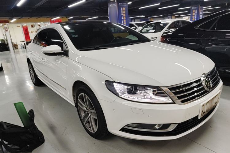Used Volkswagen FAW-Volkswagen CC 2015 1.8TSI Luxury Model Front Right 45 Deg