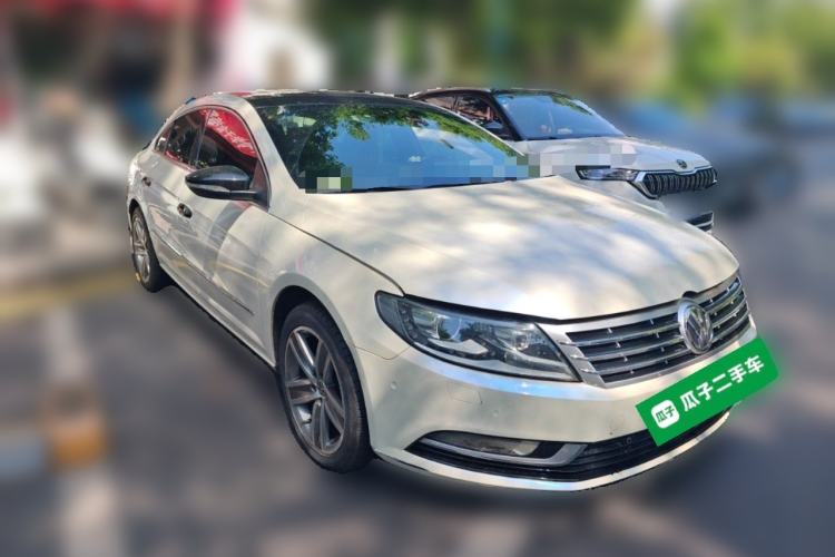 Used Volkswagen FAW-Volkswagen CC 2015 1.8TSI Luxury Model Front Right 45 Deg