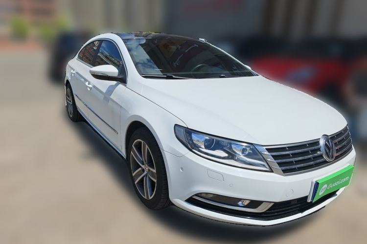 Used Volkswagen FAW-Volkswagen CC 2015 1.8TSI Luxury Model Front Right 45 Deg