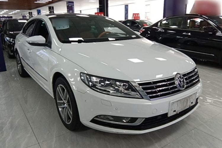 Used Volkswagen FAW-Volkswagen CC 2015 1.8TSI Luxury Model Front Right 45 Deg