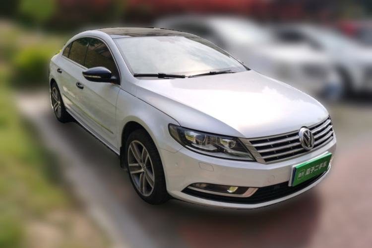 Used Volkswagen FAW-Volkswagen CC 2015 2.0 TSI Luxury Model Front Right 45 Deg