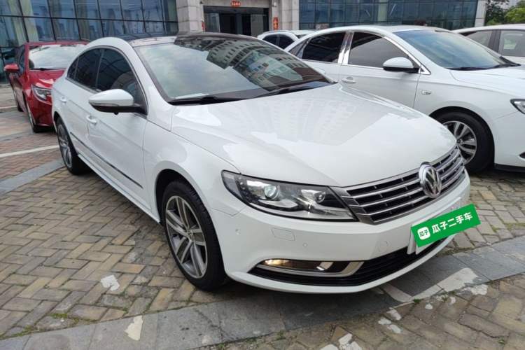 Used Volkswagen FAW-Volkswagen CC 2015 1.8TSI Luxury Model Front Right 45 Deg