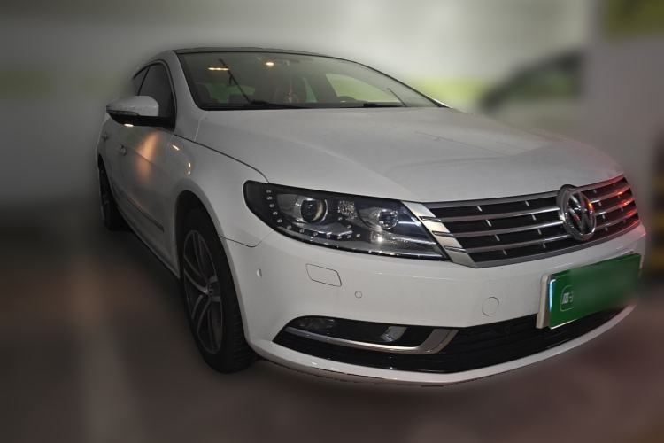 Used Volkswagen FAW-Volkswagen CC 2015 1.8TSI Luxury Model Front Right 45 Deg