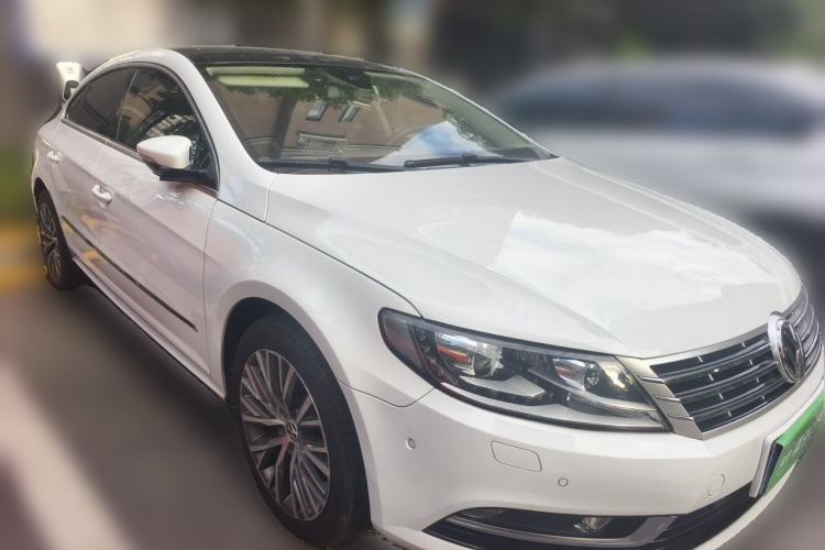 Used Volkswagen FAW-Volkswagen CC 2015 2.0 TSI Ultimate Model Front Right 45 Deg
