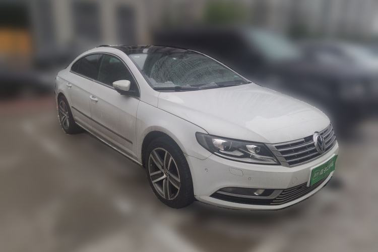 Used Volkswagen FAW-Volkswagen CC 2015 1.8TSI Luxury Model Front Right 45 Deg