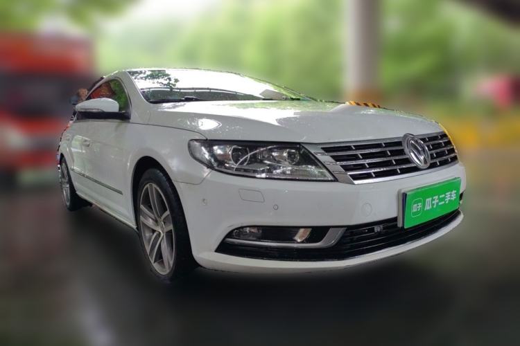 Used Volkswagen FAW-Volkswagen CC 2015 1.8TSI Luxury Model Front Right 45 Deg