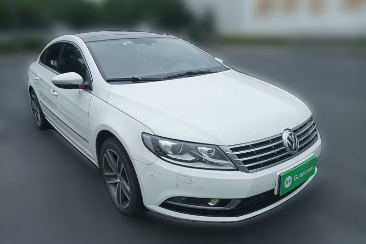 Used Volkswagen FAW-Volkswagen CC 2015 2.0 TSI Luxury Model Front Right 45 Deg
