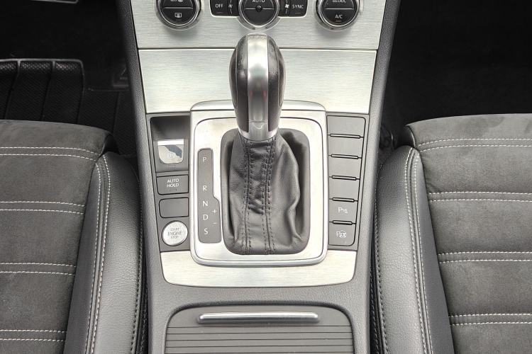 Used Volkswagen FAW-Volkswagen CC 2015 1.8TSI Luxury Model Gear Lever