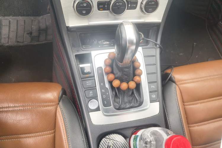 Used Volkswagen FAW-Volkswagen CC 2015 2.0 TSI Luxury Model Gear Lever