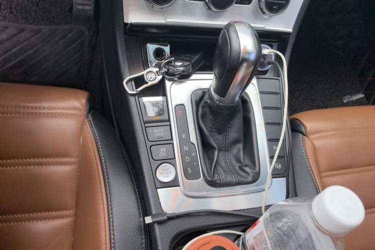 Used Volkswagen FAW-Volkswagen CC 2015 1.8TSI Luxury Model Gear Lever