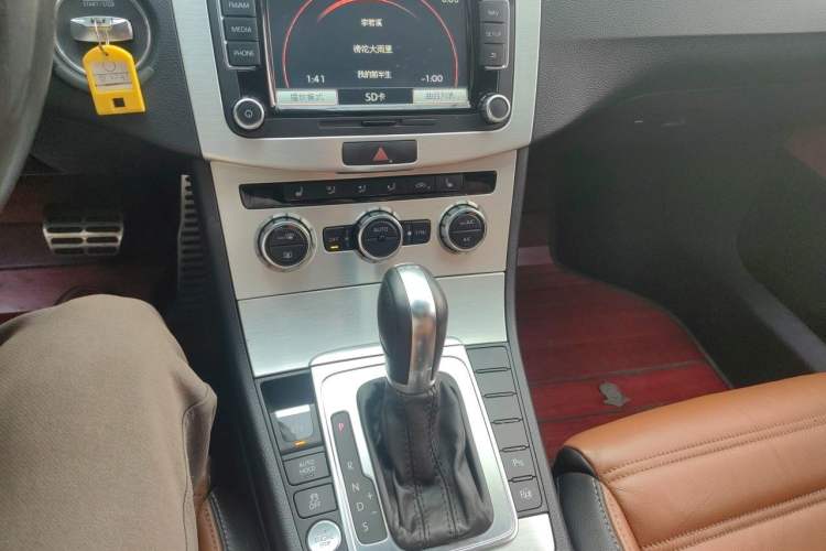 Used Volkswagen FAW-Volkswagen CC 2015 1.8TSI Luxury Model Gear Lever
