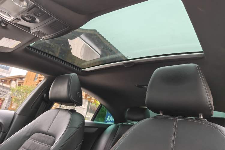 Used Volkswagen FAW-Volkswagen CC 2015 1.8TSI Luxury Model Headliner
