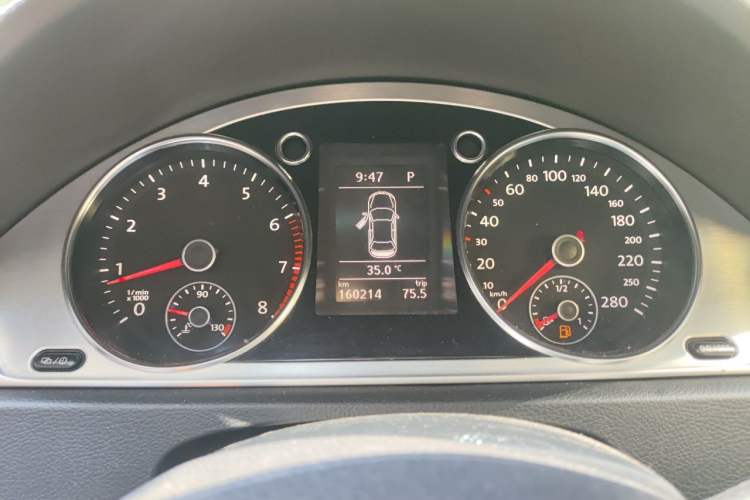 Used Volkswagen FAW-Volkswagen CC 2015 1.8TSI Luxury Model Instrument Cluster