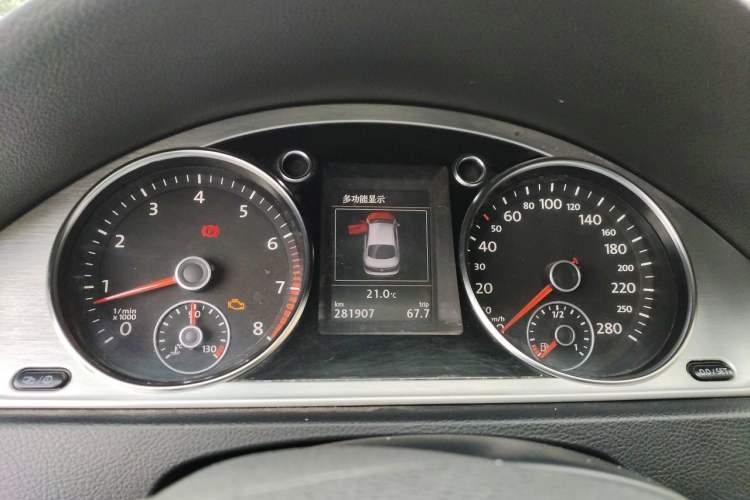 Used Volkswagen FAW-Volkswagen CC 2015 1.8TSI Luxury Model Instrument Cluster