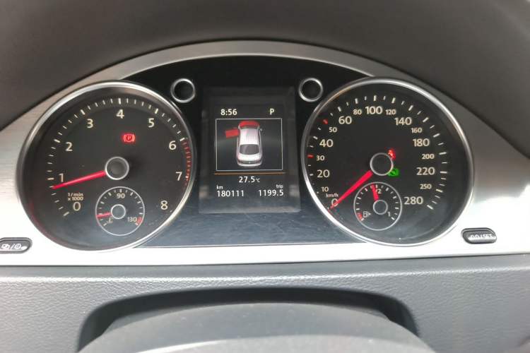 Used Volkswagen FAW-Volkswagen CC 2015 1.8TSI Luxury Model Instrument Cluster