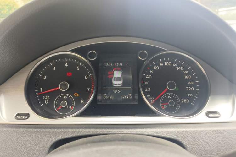 Used Volkswagen FAW-Volkswagen CC 2015 1.8TSI Luxury Model Instrument Cluster