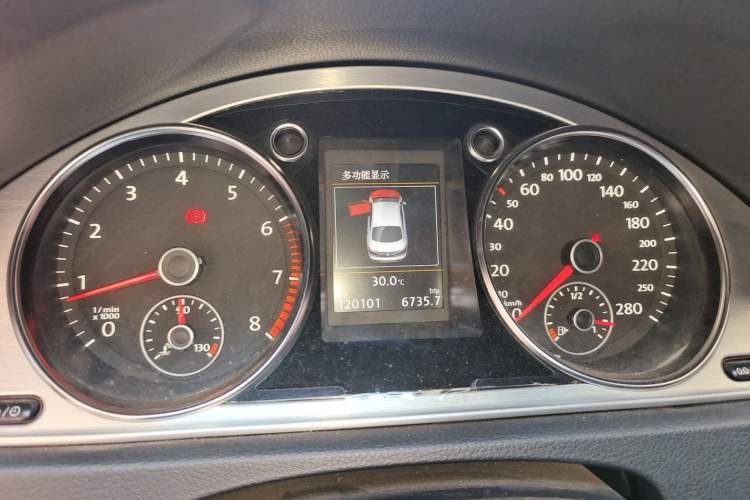 Used Volkswagen FAW-Volkswagen CC 2015 2.0 TSI Luxury Model Instrument Cluster