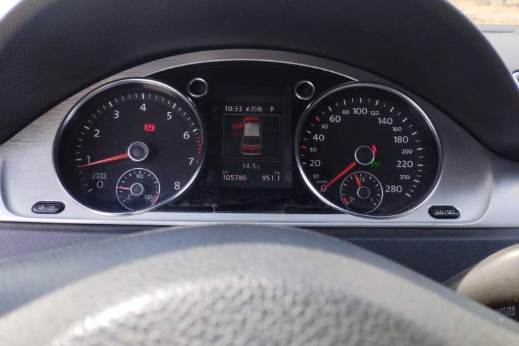 Used Volkswagen FAW-Volkswagen CC 2015 2.0 TSI Luxury Model Instrument Cluster
