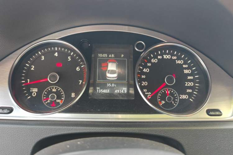 Used Volkswagen FAW-Volkswagen CC 2015 1.8TSI Luxury Model Instrument Cluster