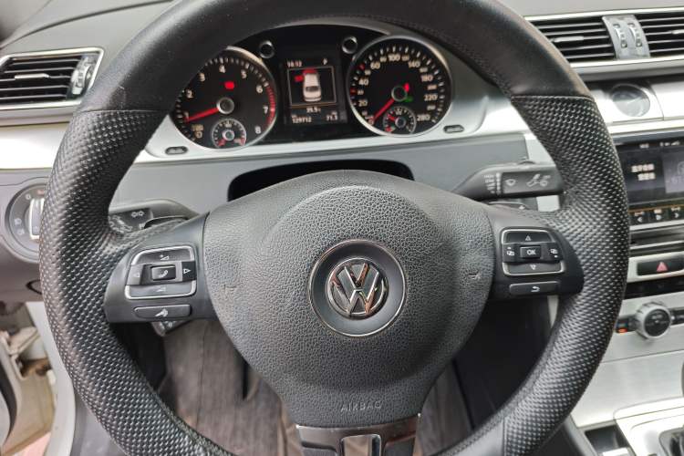 Used Volkswagen FAW-Volkswagen CC 2015 2.0 TSI Luxury Model Instrument Cluster