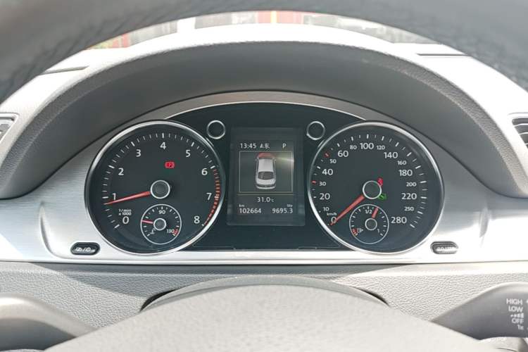 Used Volkswagen FAW-Volkswagen CC 2015 1.8TSI Luxury Model Instrument Cluster
