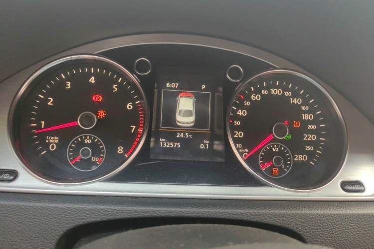 Used Volkswagen FAW-Volkswagen CC 2015 1.8TSI Luxury Model Instrument Cluster