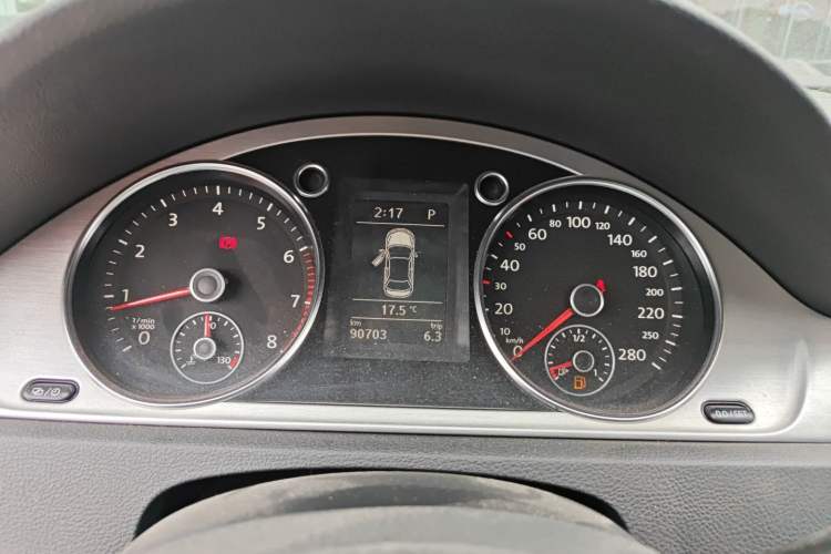 Used Volkswagen FAW-Volkswagen CC 2015 1.8TSI Prestige Model Instrument Cluster