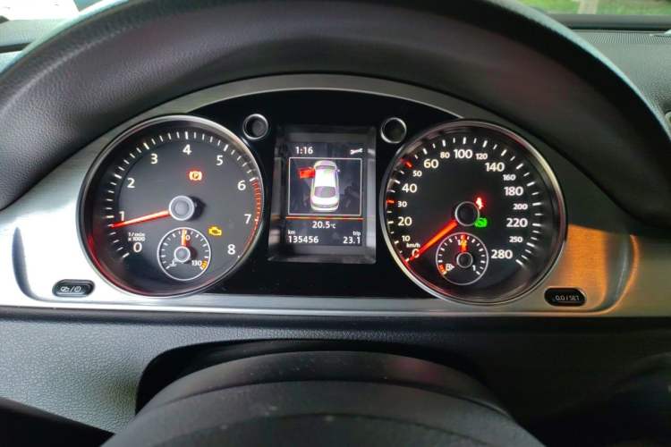 Used Volkswagen FAW-Volkswagen CC 2015 1.8TSI Luxury Model Instrument Cluster