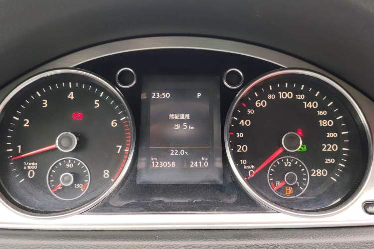 Used Volkswagen FAW-Volkswagen CC 2015 1.8TSI Luxury Model Instrument Cluster