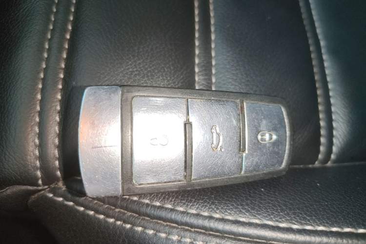 Used Volkswagen FAW-Volkswagen CC 2015 1.8TSI Prestige Model Interior 1